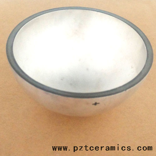 Piezoelektrische Keramik mit Kugel und Halbkugel